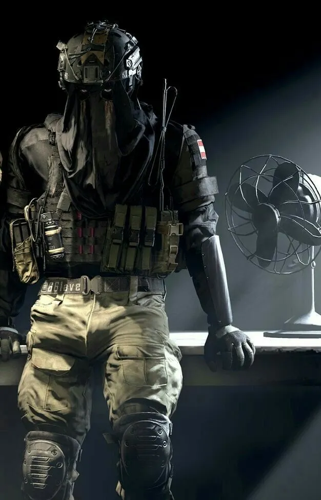 König: The Absent Father