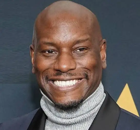 Tyrese Gibson as Roman Pearce