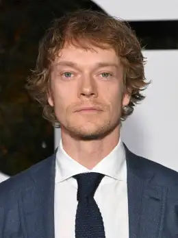 Alfie Allen: Theon Greyjoy: Broken Reckoning