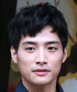 Aric Chen
