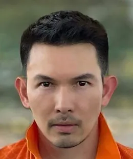 Aum Athichart Chumnanon