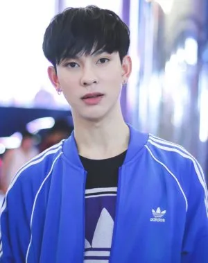 Folk Thitiphat Chankaew