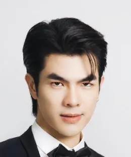 Mile Phakphum Romsaithong