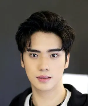 Tee Thanapon Jarujitranon