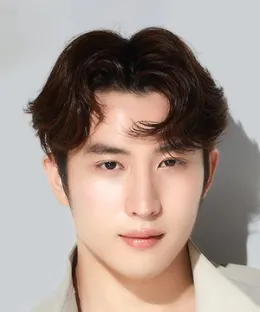 Yut Kritsadayut Thaweechaiwat