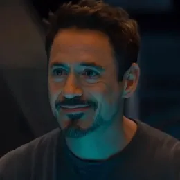 Tony Stark (IronDad)