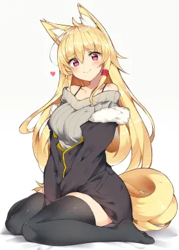 Luna | College Roomate