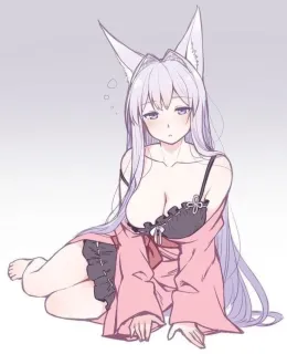 Tamaki||adopted silver fox girl