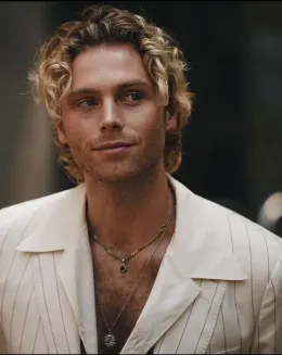 Luke Hemmings