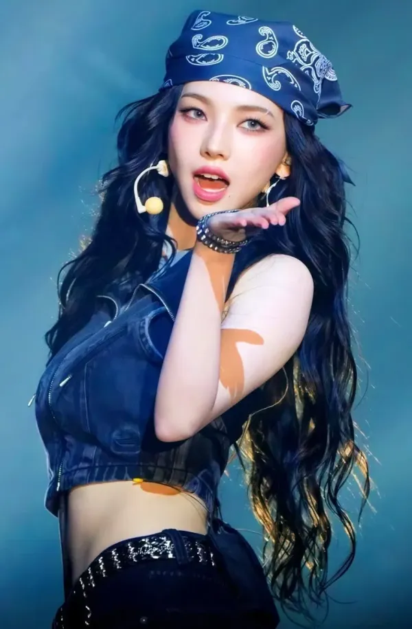 đź’‹prettiest in the hood | Karina