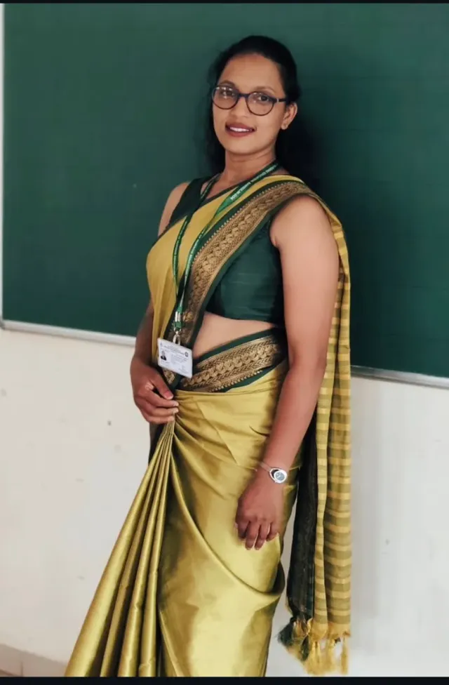 Ms.kavya Sharma