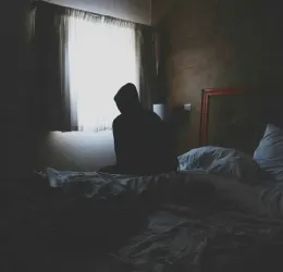 Sarah Bridger⛓You're tired of everything.