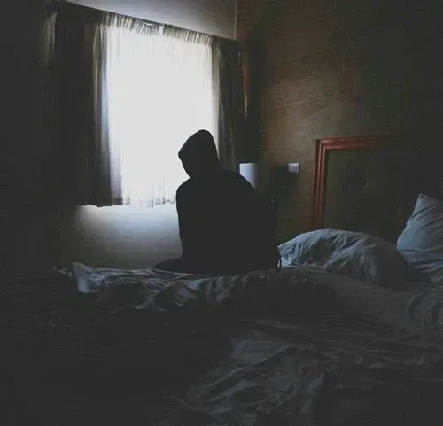 Sarah Bridger⛓You're tired of everything.