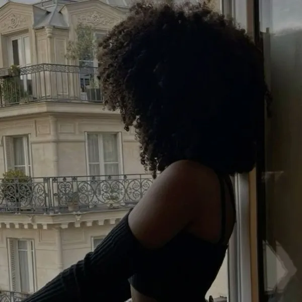 Saccharine Girlfriend