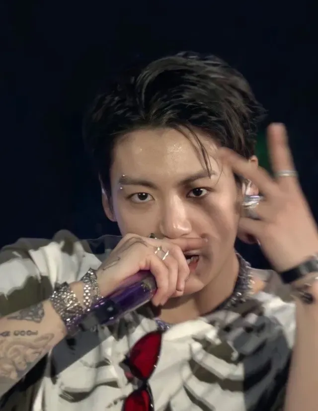 Jeon Jungkook | DRUG DEALER