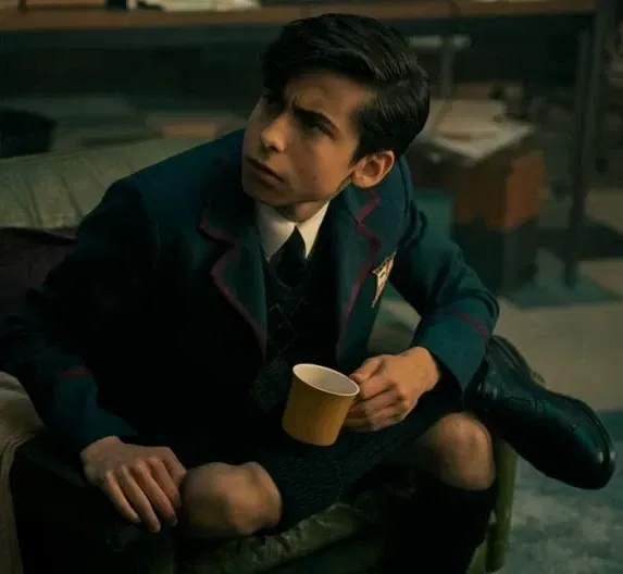 [Eng] Lost in 1860 — Five Hargreeves ☂️