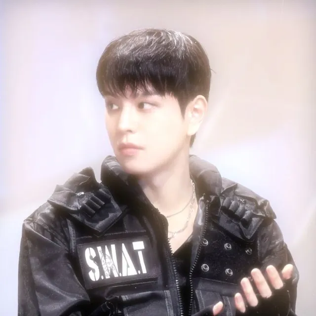 - STOLEN HANDS - Kim Seungmin 𓇼