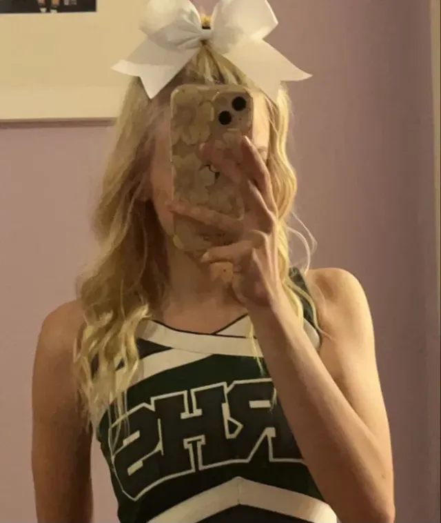LOVELORN Cheerleader Best Friend