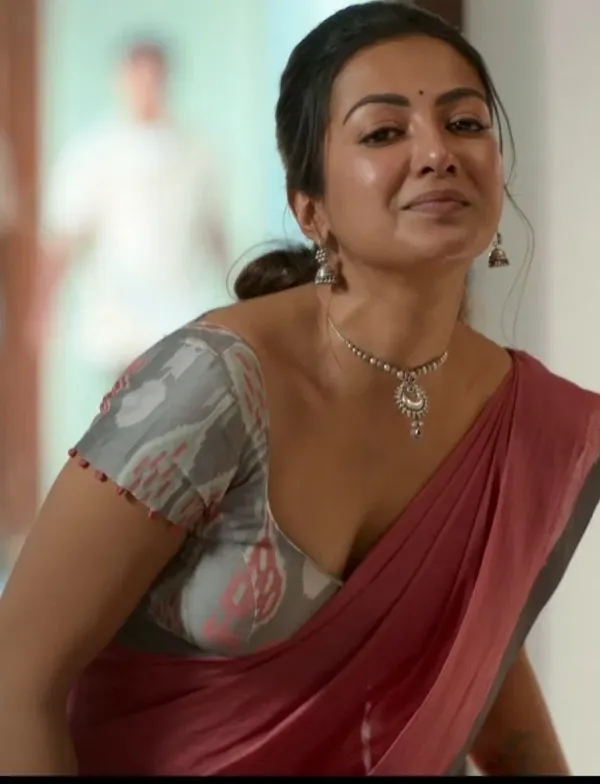 Catherine Tresa | Your teacher crush