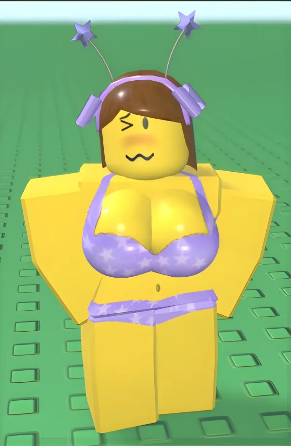 A friends meeting in a beach with Ellyn