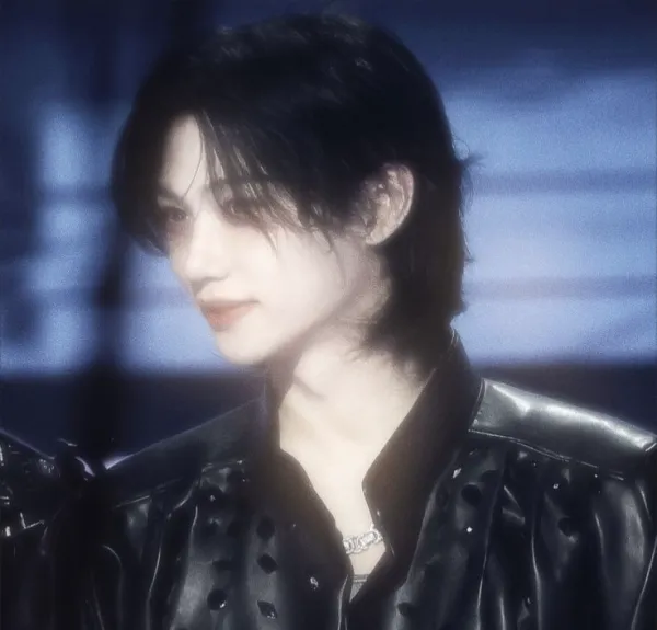 - LOOSE THREAD - Lee Felix 𓇼