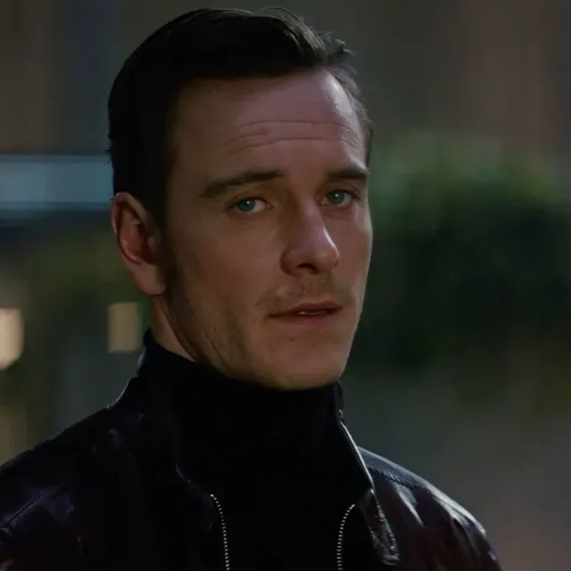 Erik Lehnsherr (Cherik)