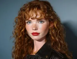 Older rebel Alt Evelyn