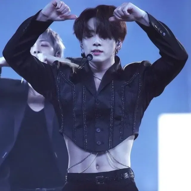 Jeon Jungkook "thv pov"