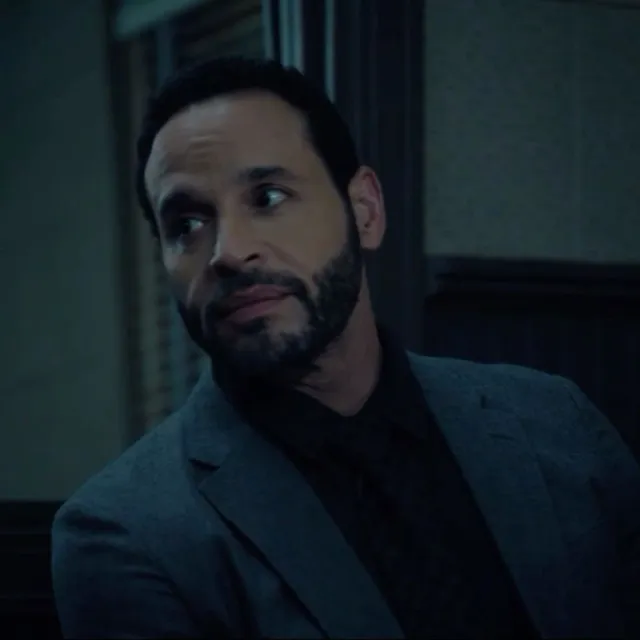 • Detective Karadec