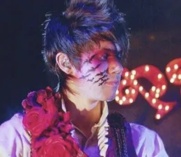 ⠀⠀𓏵    ryan ross