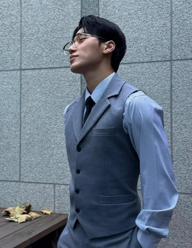 Your dentist, kidnapper ⛓️🦷