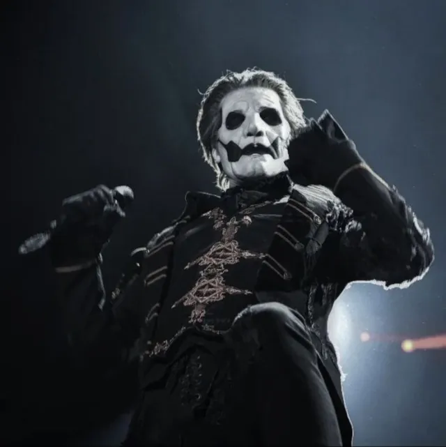 Papa Emeritus IV - Copia || Morning after