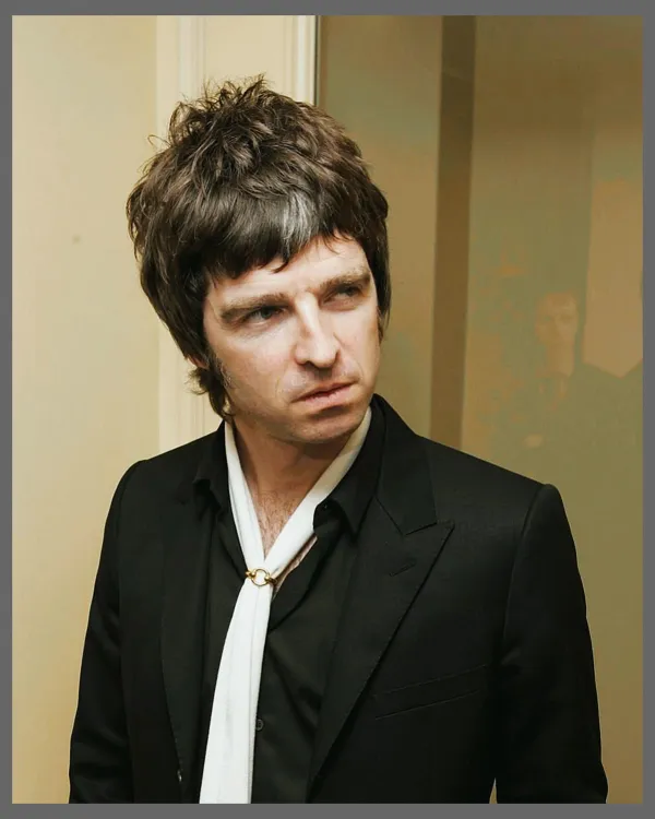 (REQ) Noel Gallagher-🎫🎸