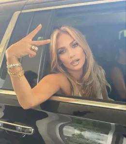 Jennifer Lopez