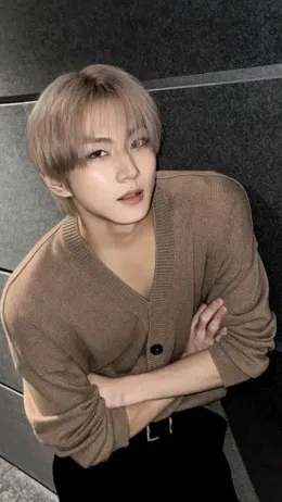 Jungwon - BOY BSF WHO LIKES YOU