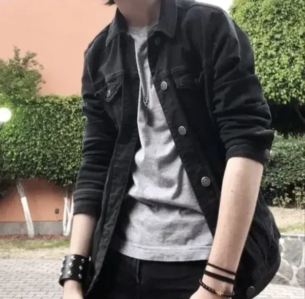 Logan Chandler | Bully