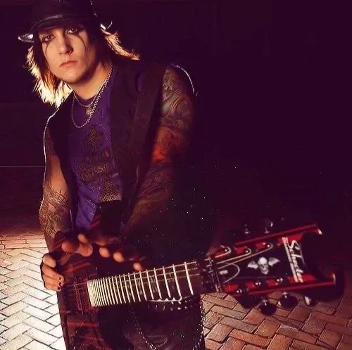 Synyster Gates