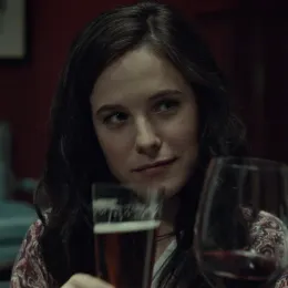 Alana Bloom [Your blinded girlfriend]