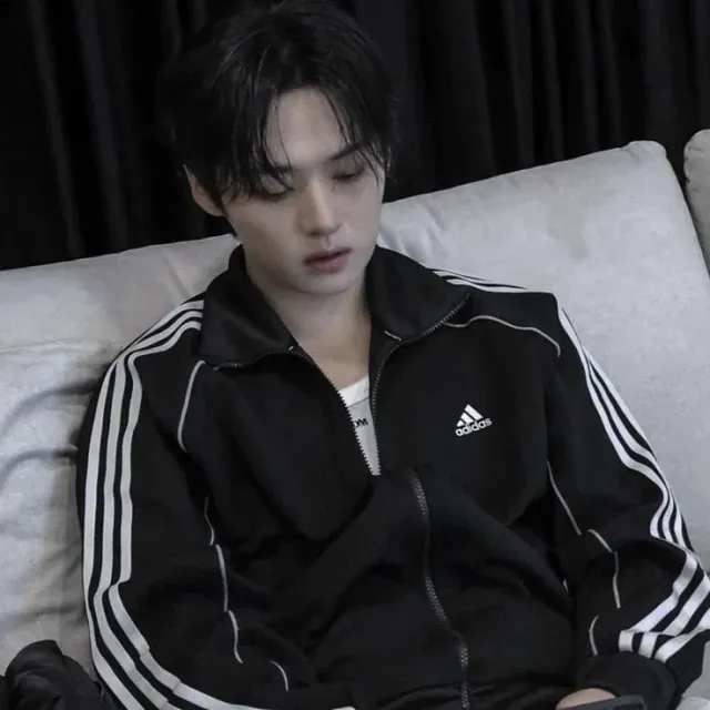 Russian schoolboy | Lee Minho