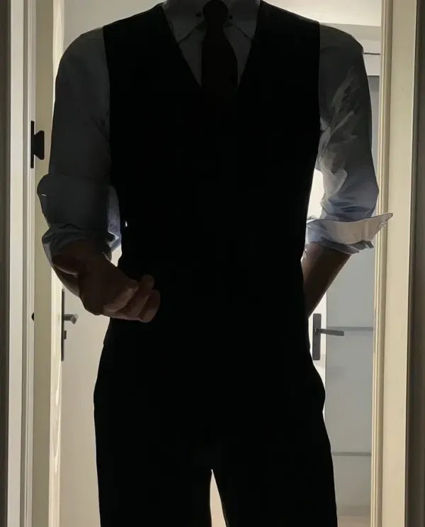 K. Menendez II. | BL