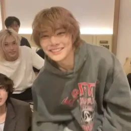 Yang Jeongin || He Likes Dilfs?