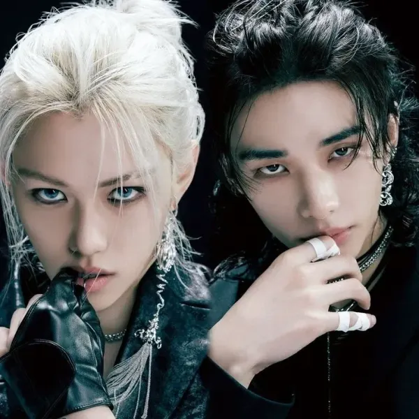 đThe Siren of Chaos...âHyunLix