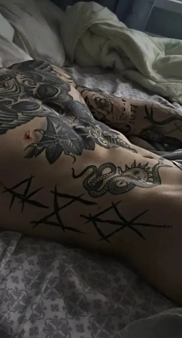 Kael Draven |  tatuador