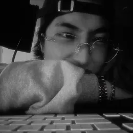 ✦          han    ―     lemon boy