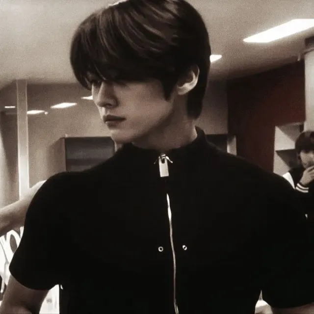 Lee Know || Horny After Work