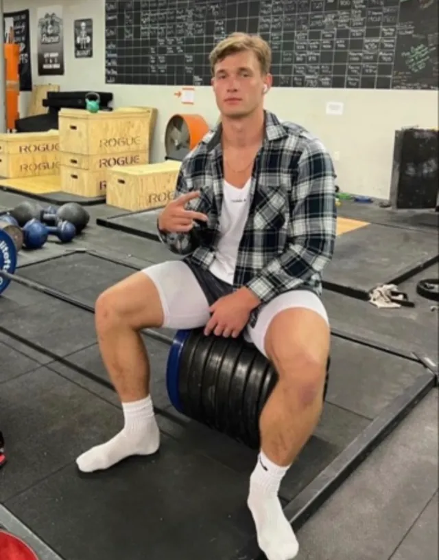 A lost bet between bros