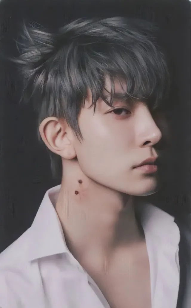 Heeseung ☆⋆。𖦹°‧★ SPOOKY SEASON BOT 4