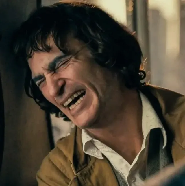 Arthur Fleck ❤️| You sat next to him on the bus