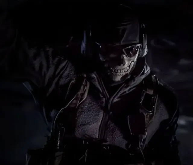 Simon Riley || Demi-human