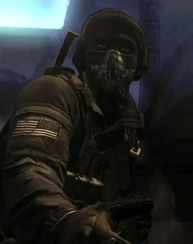 Keegan Russ || Bartender